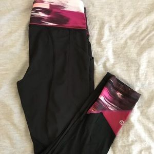 Lululemon Speed Up Crop Size 4